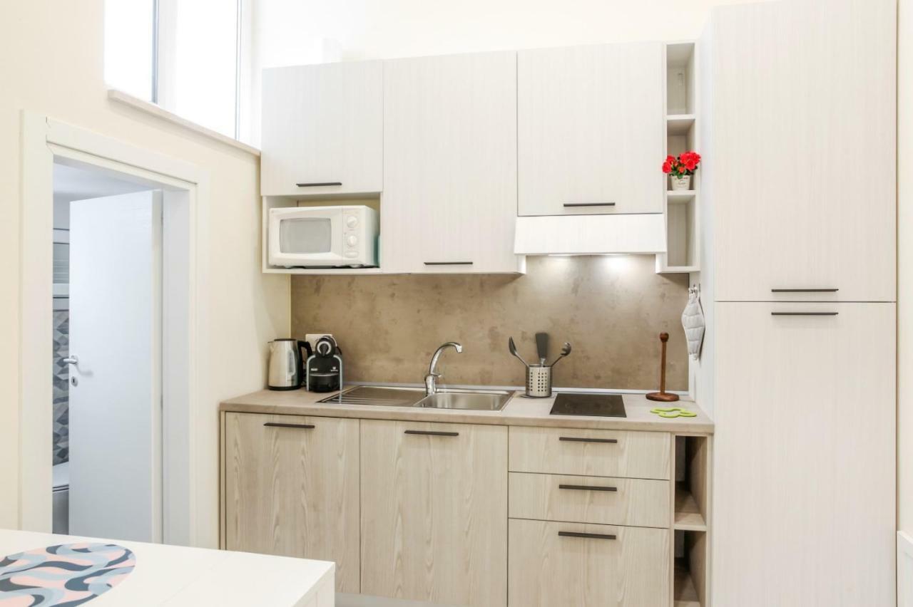 Bari Centrale Railway Station Apartment Eksteriør billede